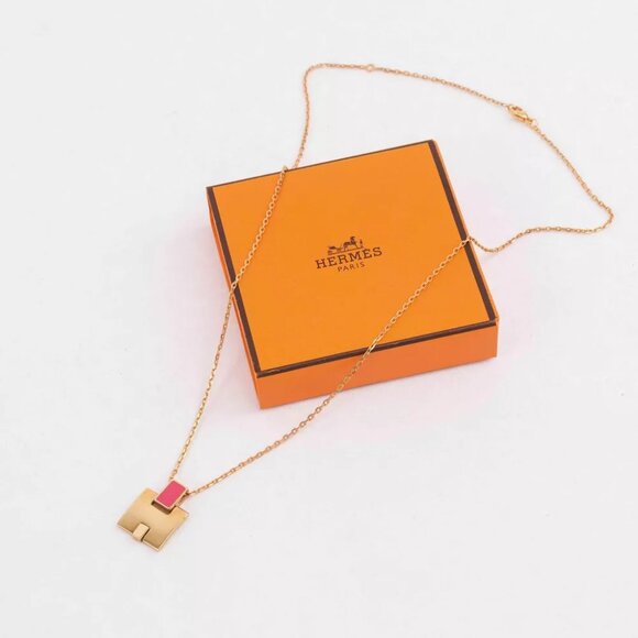 HERMES Irene H Motif Red Lacquered Gold Pendant - Picture 1 of 12